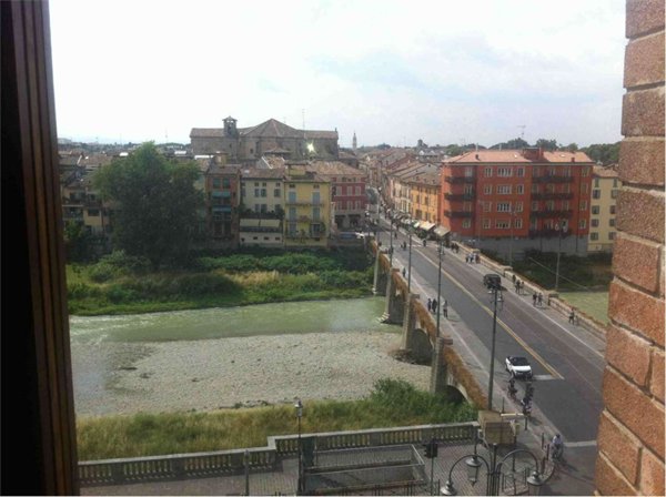 appartamento in affitto a Parma in zona Centro Storico
