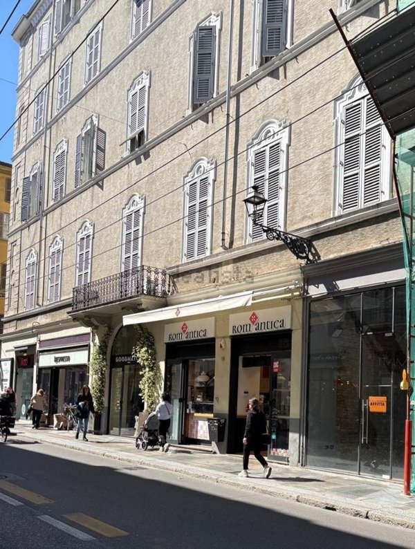 negozio in affitto a Parma in zona Centro Storico