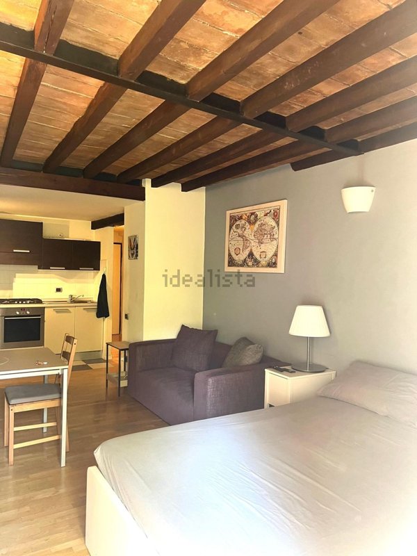 appartamento in affitto a Parma in zona Oltretorrente