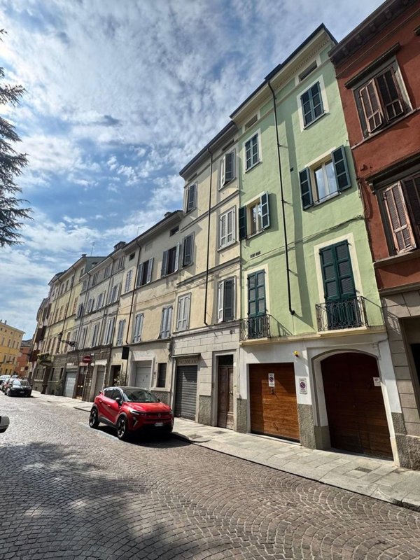 appartamento in affitto a Parma in zona Centro Storico