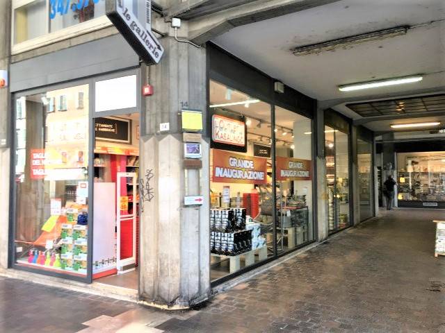 negozio in affitto a Parma in zona Centro Storico