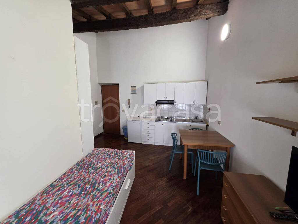 appartamento in affitto a Parma in zona Oltretorrente