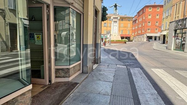 negozio in affitto a Parma in zona Centro Storico