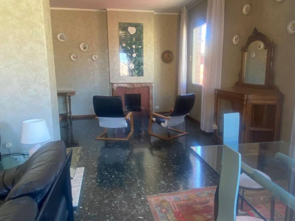 appartamento in affitto a Parma in zona Centro Storico