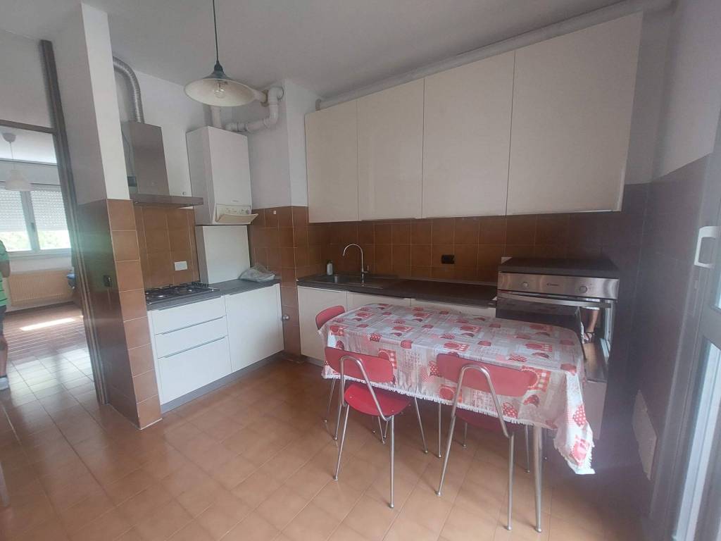 appartamento in affitto a Parma in zona Cittadella