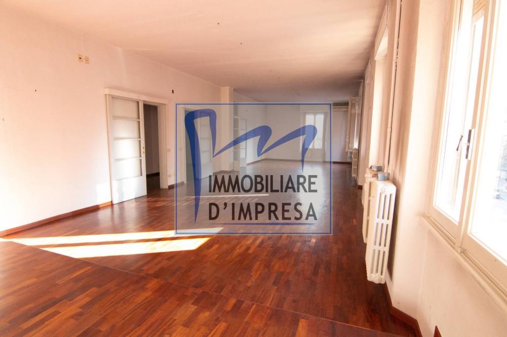 ufficio in affitto a Parma in zona Centro Storico