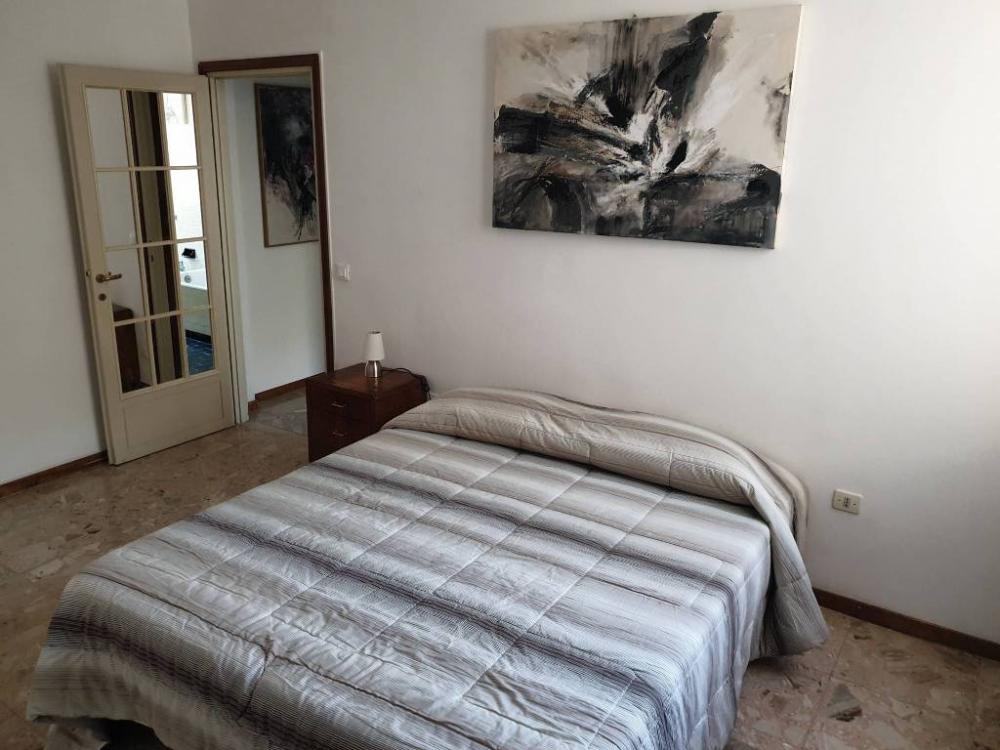 appartamento in affitto a Parma in zona Cittadella