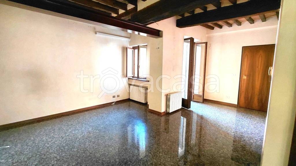 appartamento in affitto a Parma in zona Centro Storico