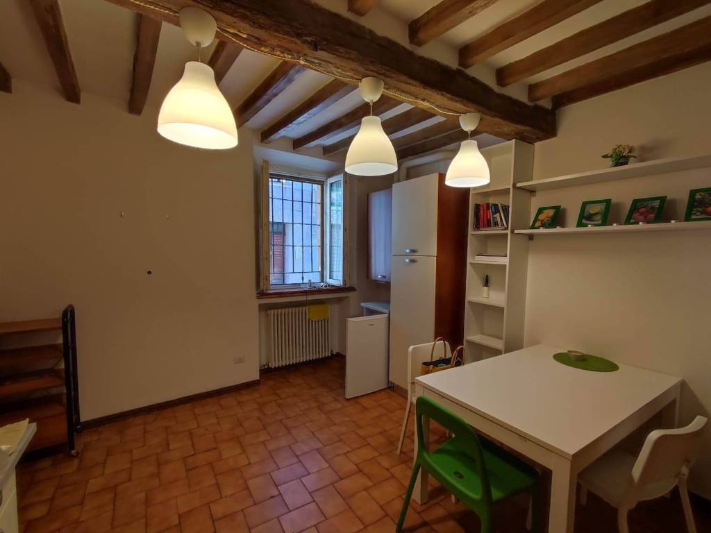 appartamento in affitto a Parma in zona Centro Storico