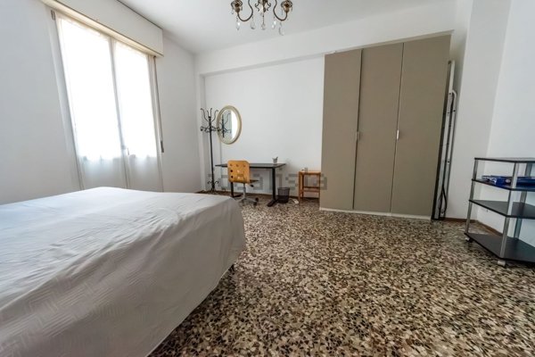 appartamento in affitto a Parma in zona Centro Storico