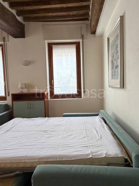appartamento in affitto a Parma in zona Centro Storico