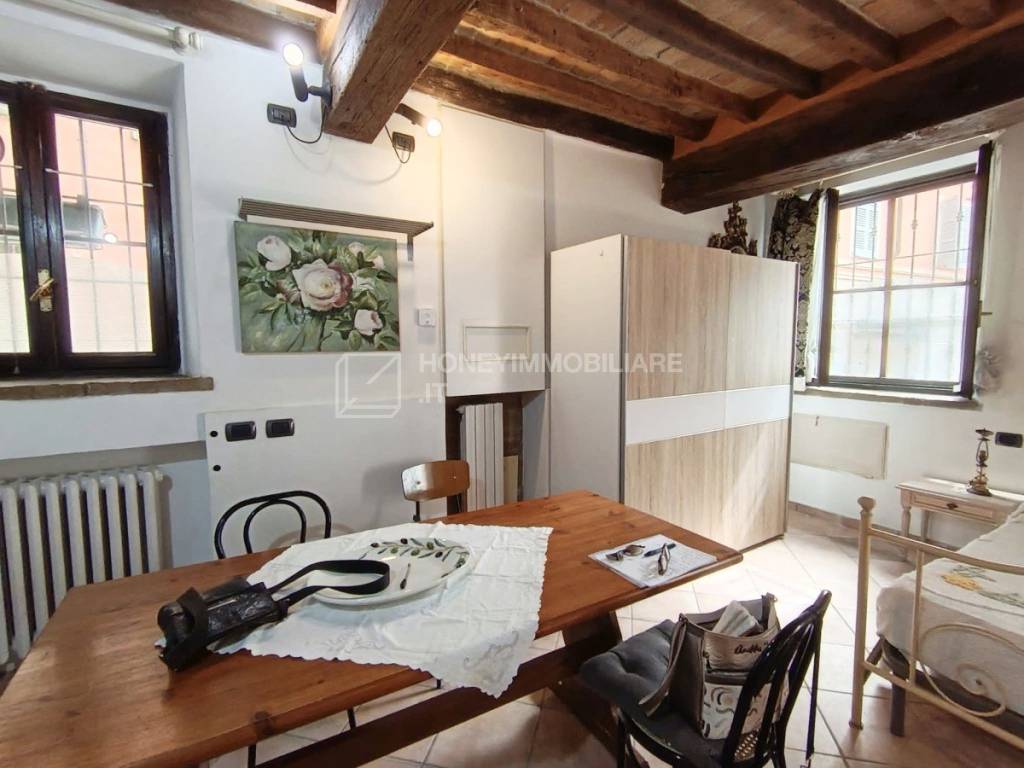 appartamento in affitto a Parma in zona Centro Storico