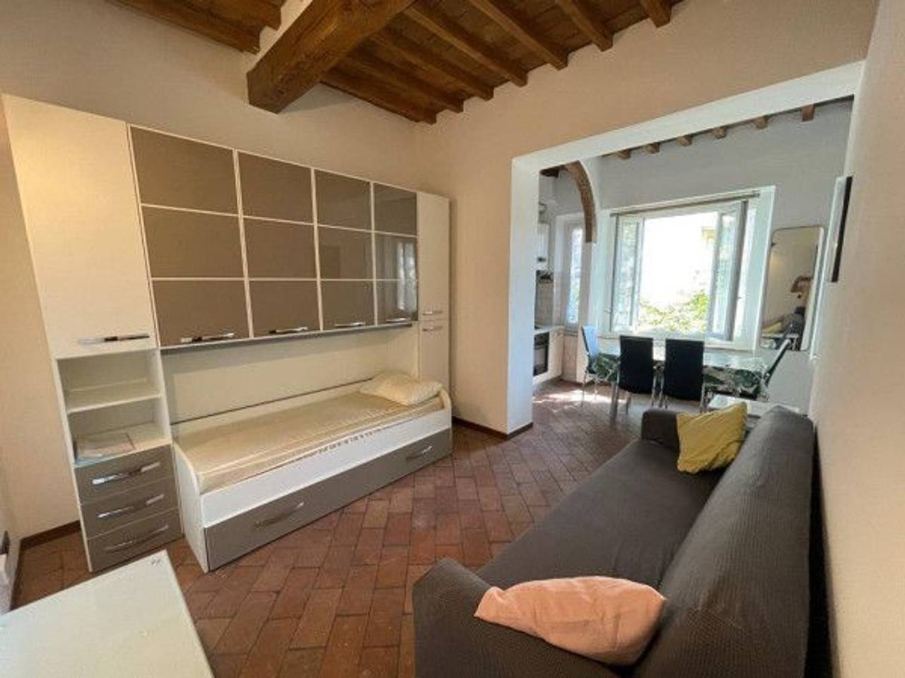 appartamento in affitto a Parma in zona Oltretorrente