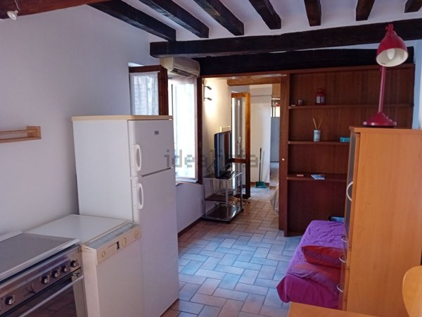 appartamento in affitto a Parma in zona Centro Storico
