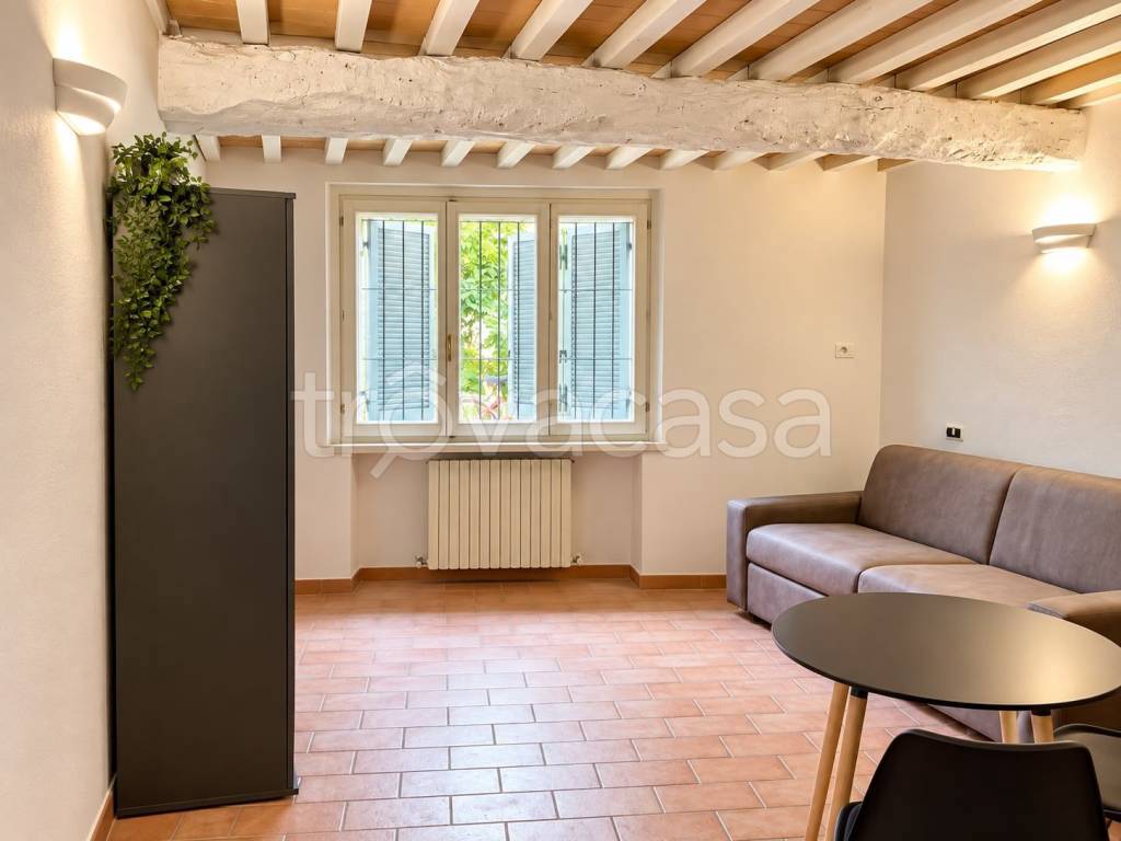 appartamento in affitto a Parma in zona Oltretorrente