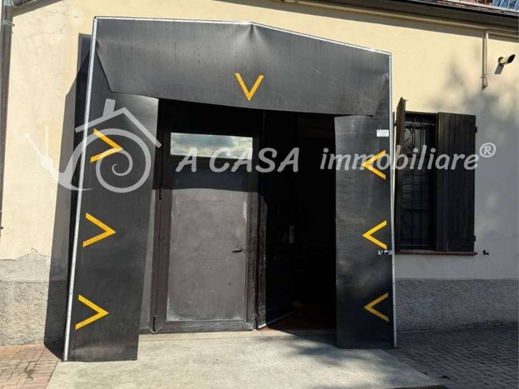 locale commerciale in affitto a Sala Baganza
