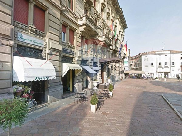 negozio in affitto a Salsomaggiore Terme