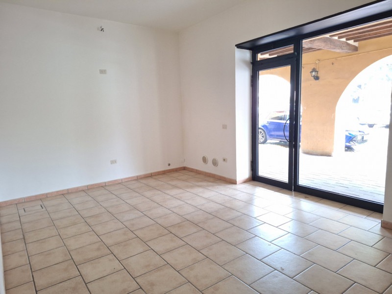 negozio in affitto a San Secondo Parmense