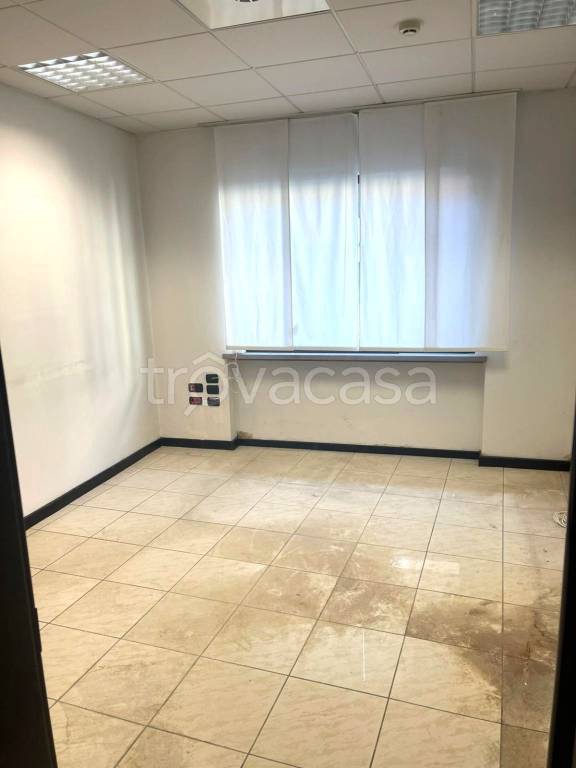 negozio in affitto a Soragna