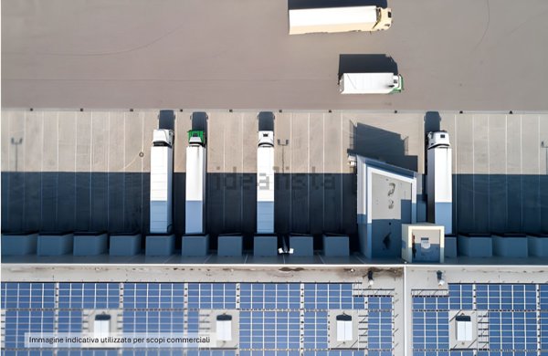 locale di sgombero in affitto a Torrile