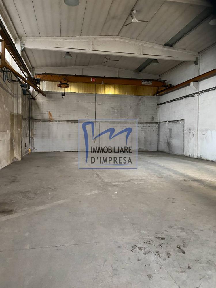 locale commerciale in affitto a Torrile in zona San Polo