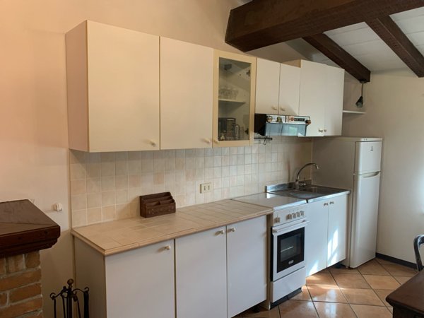 appartamento in affitto a Varano de' Melegari
