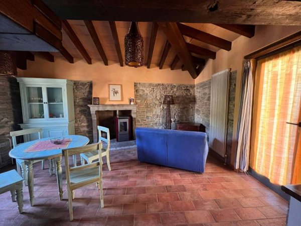 appartamento in affitto a Varano de' Melegari