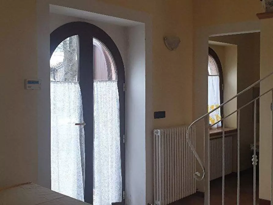 appartamento in affitto a Varano de' Melegari