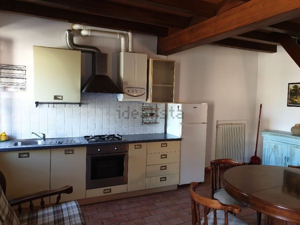 appartamento in affitto a Varano de' Melegari