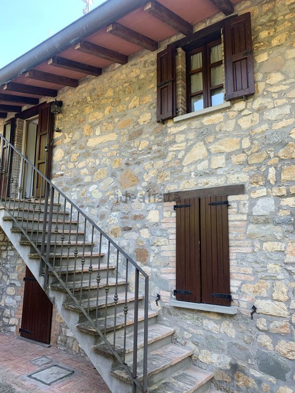 appartamento in affitto a Varano de' Melegari