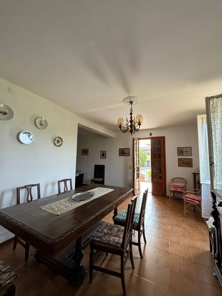 appartamento in affitto a Varano de' Melegari