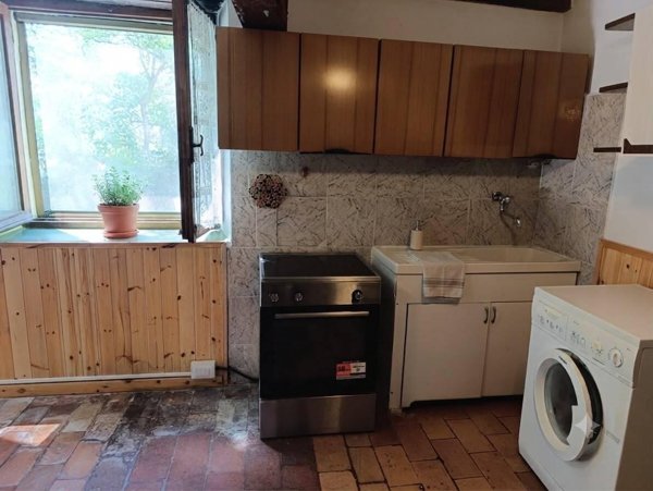 appartamento in affitto a Varano de' Melegari
