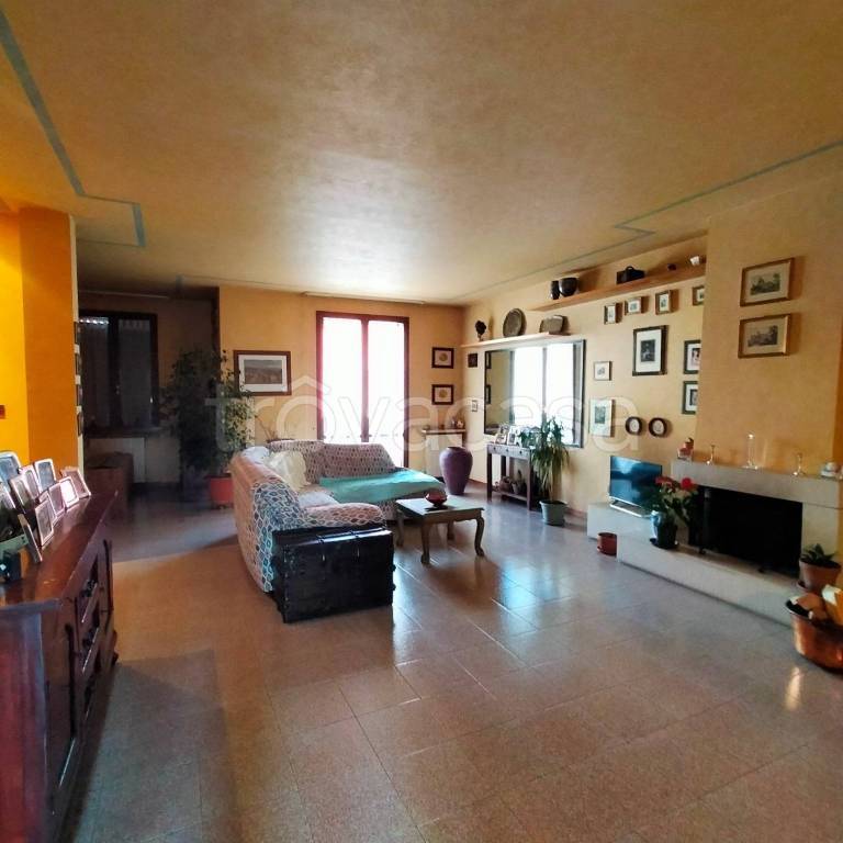 casa indipendente in affitto a Sorbolo Mezzani in zona Sorbolo
