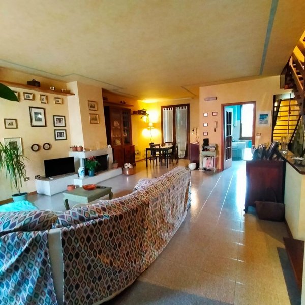casa indipendente in affitto a Sorbolo Mezzani in zona Sorbolo