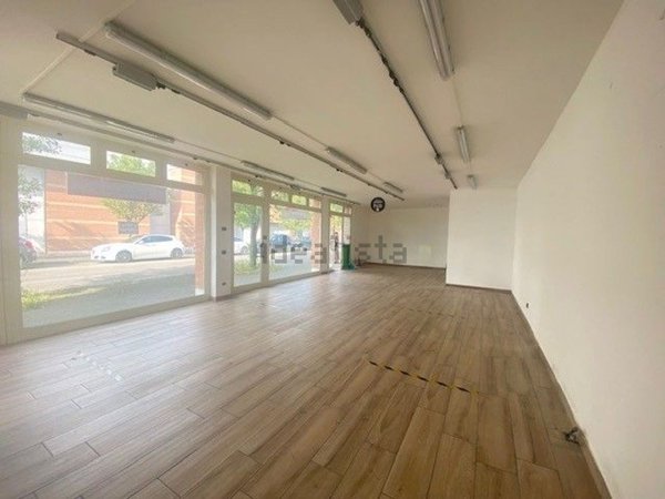 locale commerciale in affitto a Sorbolo Mezzani