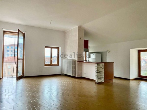 appartamento in affitto a Serravalle Sesia