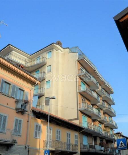 appartamento in affitto a Serravalle Sesia