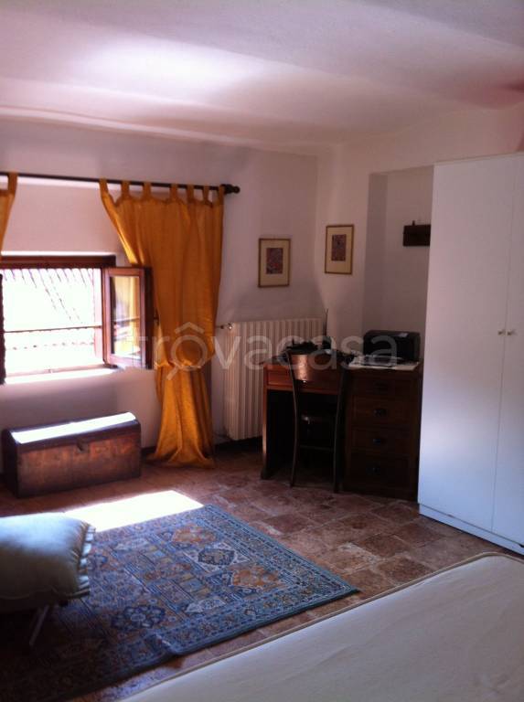 appartamento in affitto a Serravalle Sesia