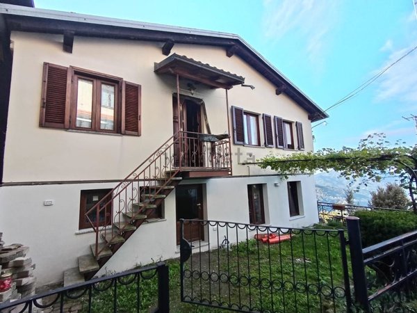 appartamento in affitto a Valduggia in zona Rastiglione