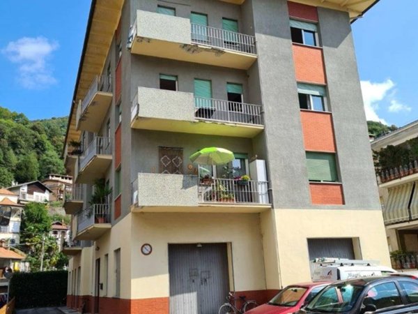 locale commerciale in affitto a Varallo