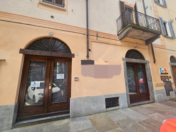 negozio in affitto a Varallo