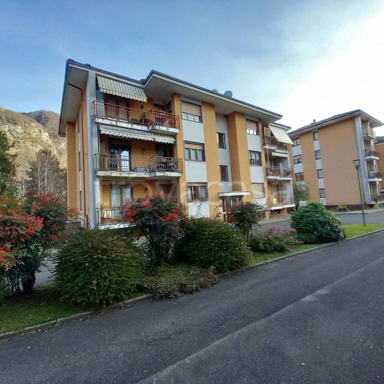 appartamento in affitto a Varallo