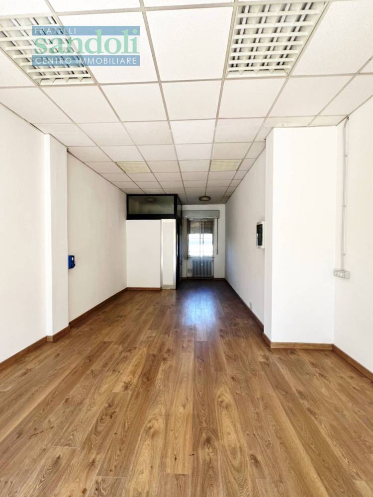 ufficio in affitto a Vercelli in zona Ospedale