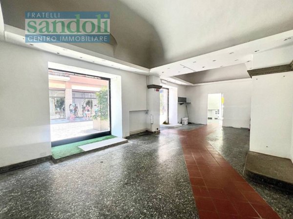 locale commerciale in affitto a Vercelli in zona Centro Città