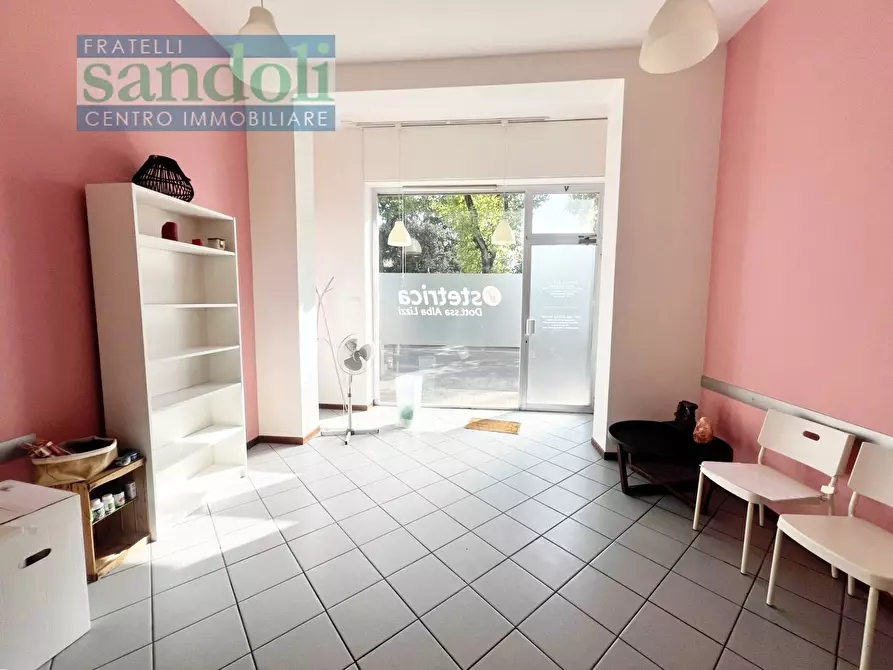locale commerciale in affitto a Vercelli in zona Ospedale