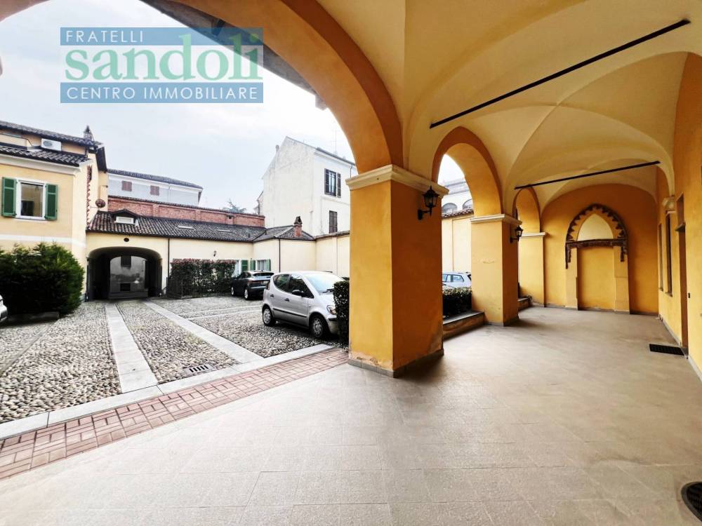 appartamento in affitto a Vercelli in zona Centro Città