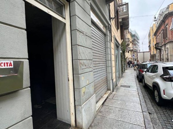negozio in affitto a Vercelli