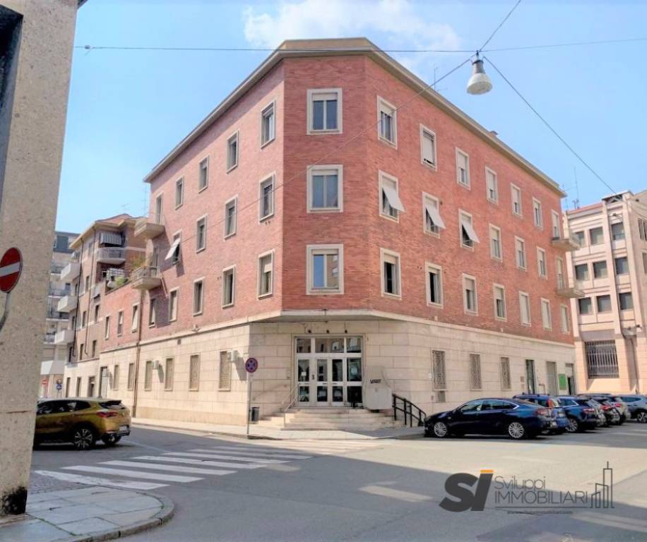 negozio in affitto a Vercelli in zona Centro Città