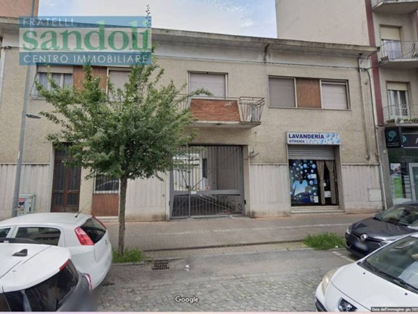 locale di sgombero in affitto a Vercelli in zona Porta Torino