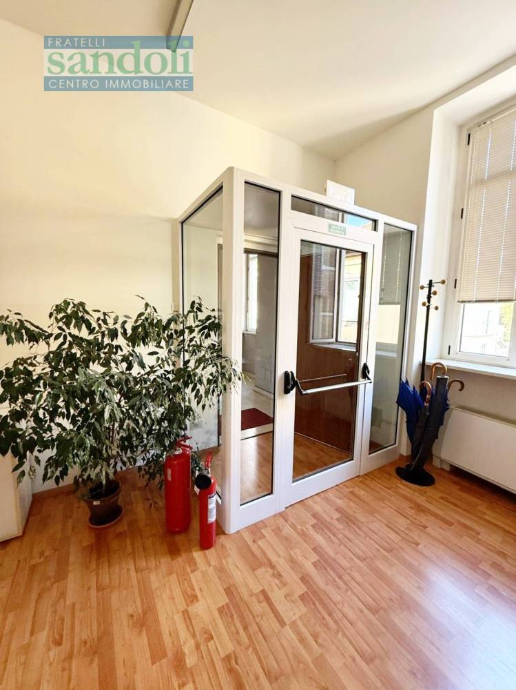 ufficio in affitto a Vercelli in zona Centro Città